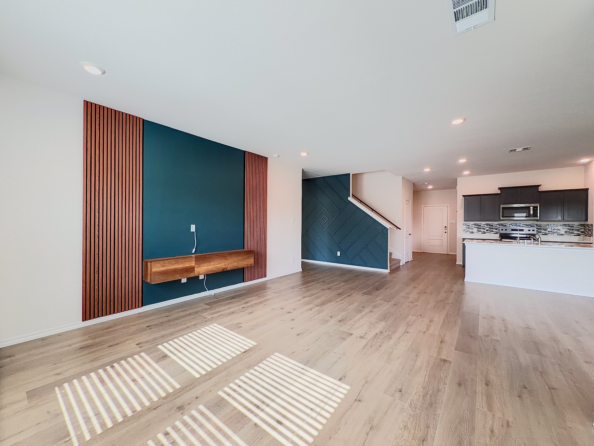 218 Alice Springs Ln — photo 12
