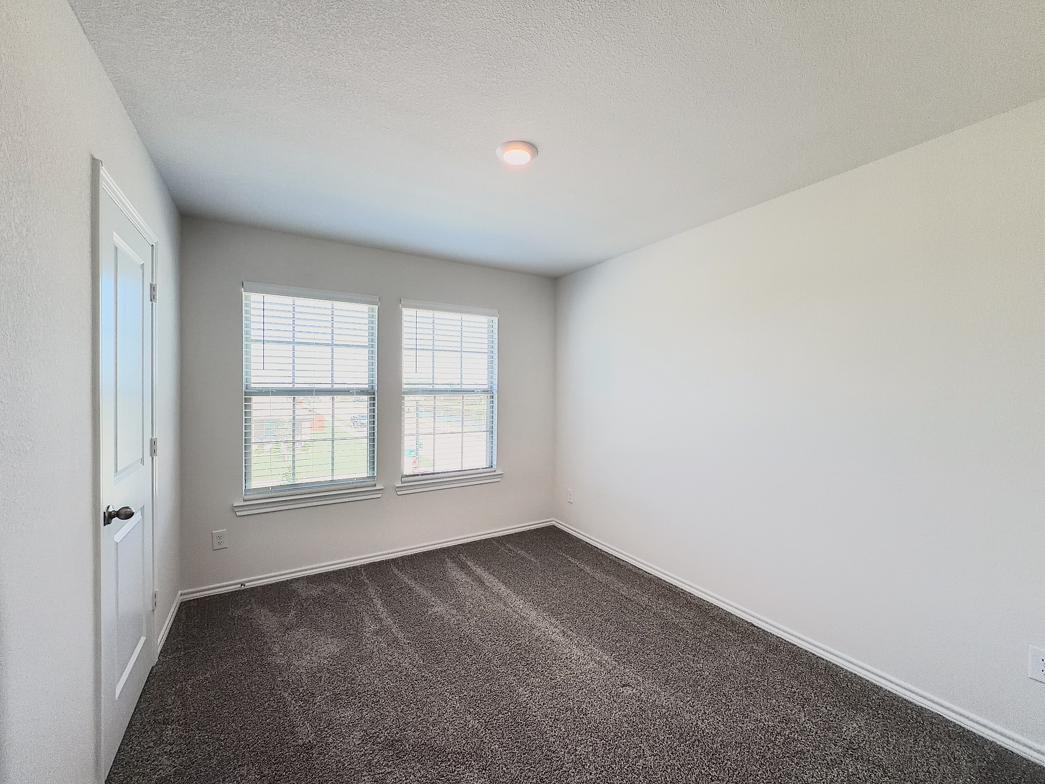 218 Alice Springs Ln — photo 23