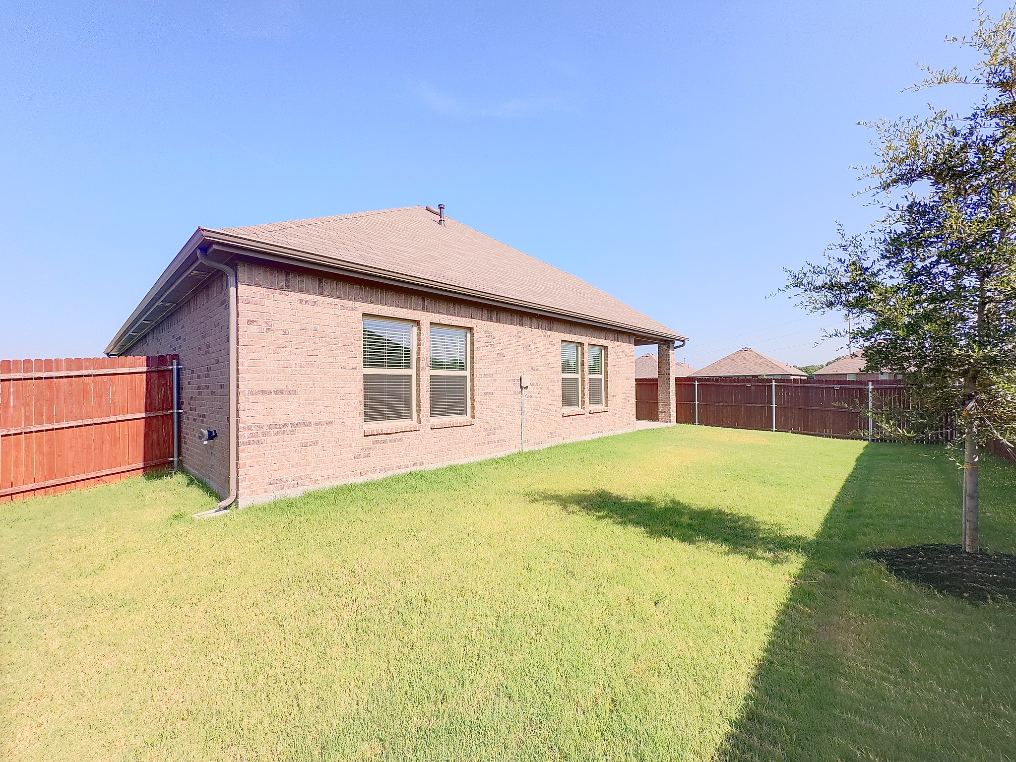 218 Alice Springs Ln — photo 25